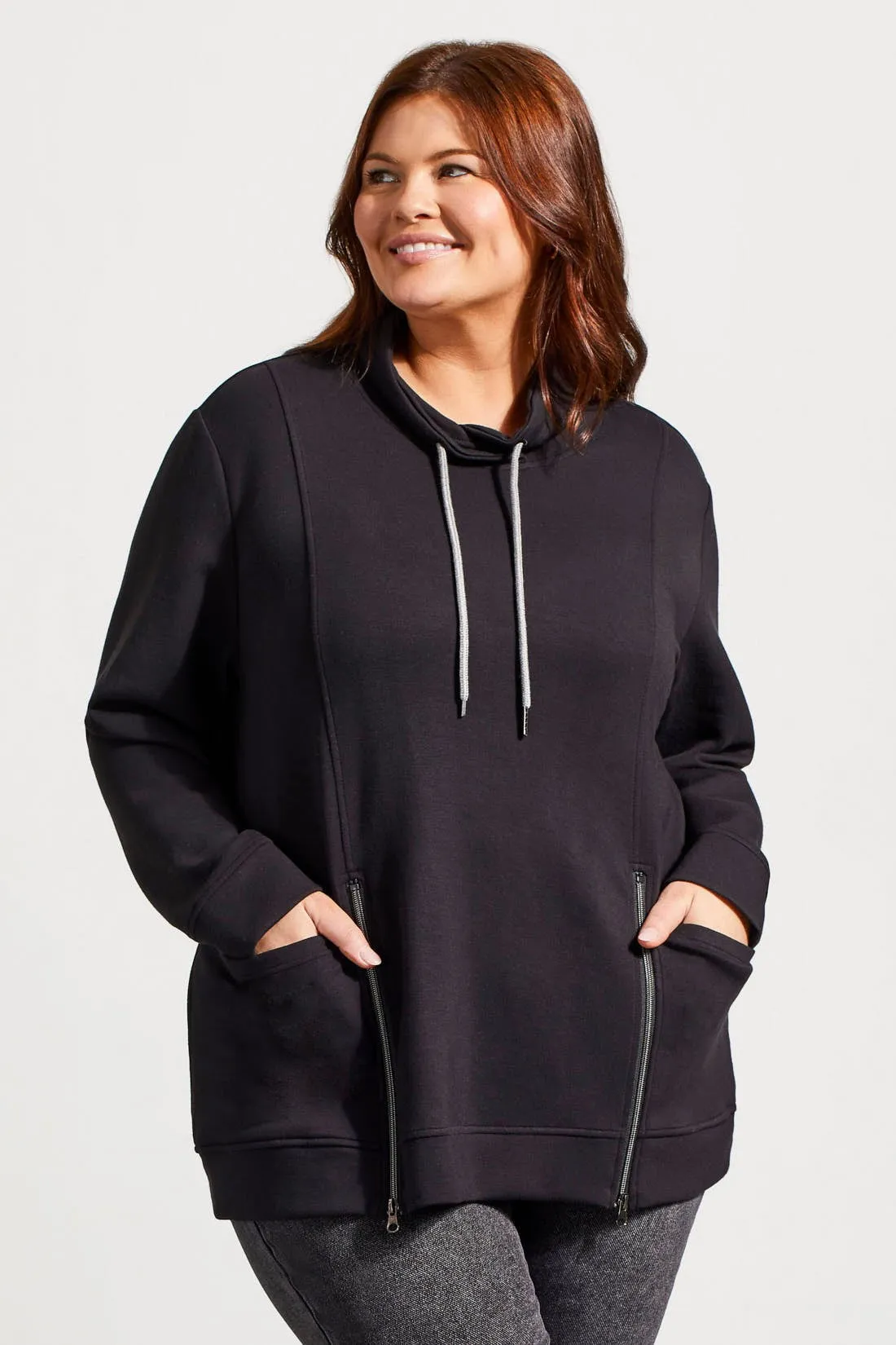 FUNNEL NECK TOP WITH POCKETS-Black